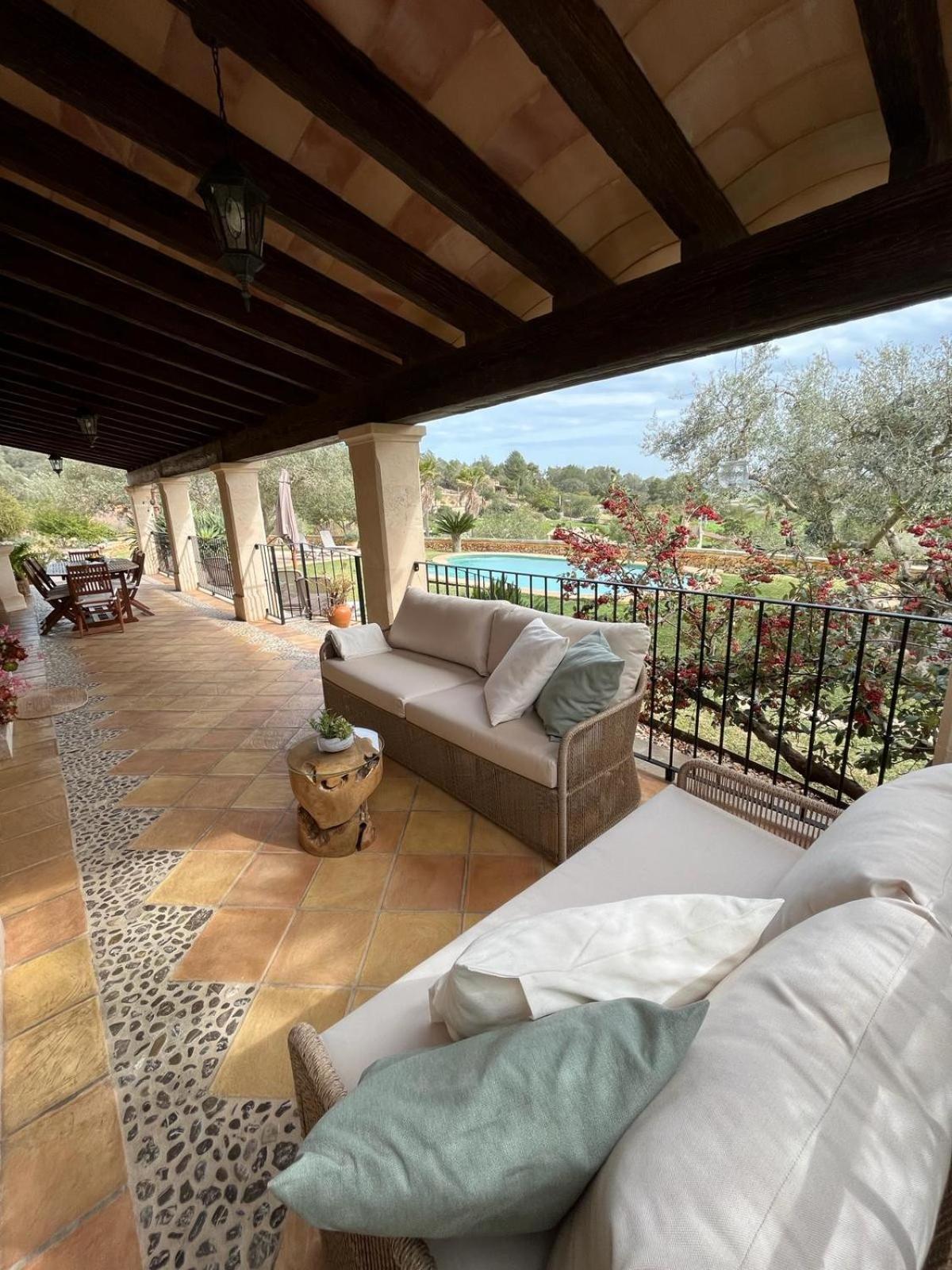 Es Cocons Villa
