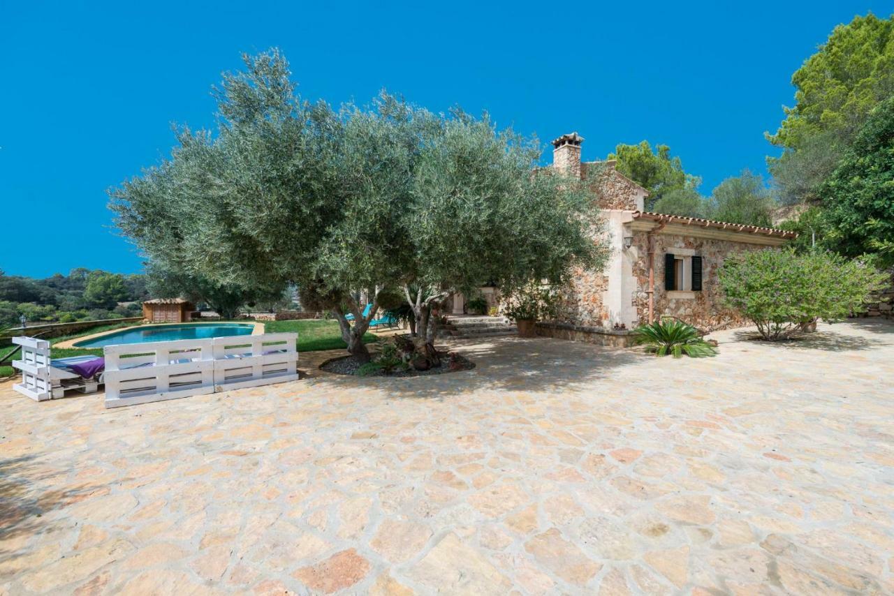 Es Cocons Sineu (Mallorca)